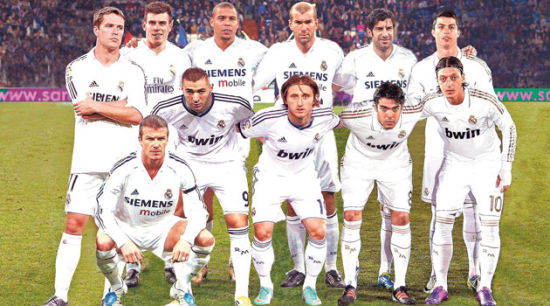 大帝30+11+11马克西31分76人44分灭湖人詹皇18+