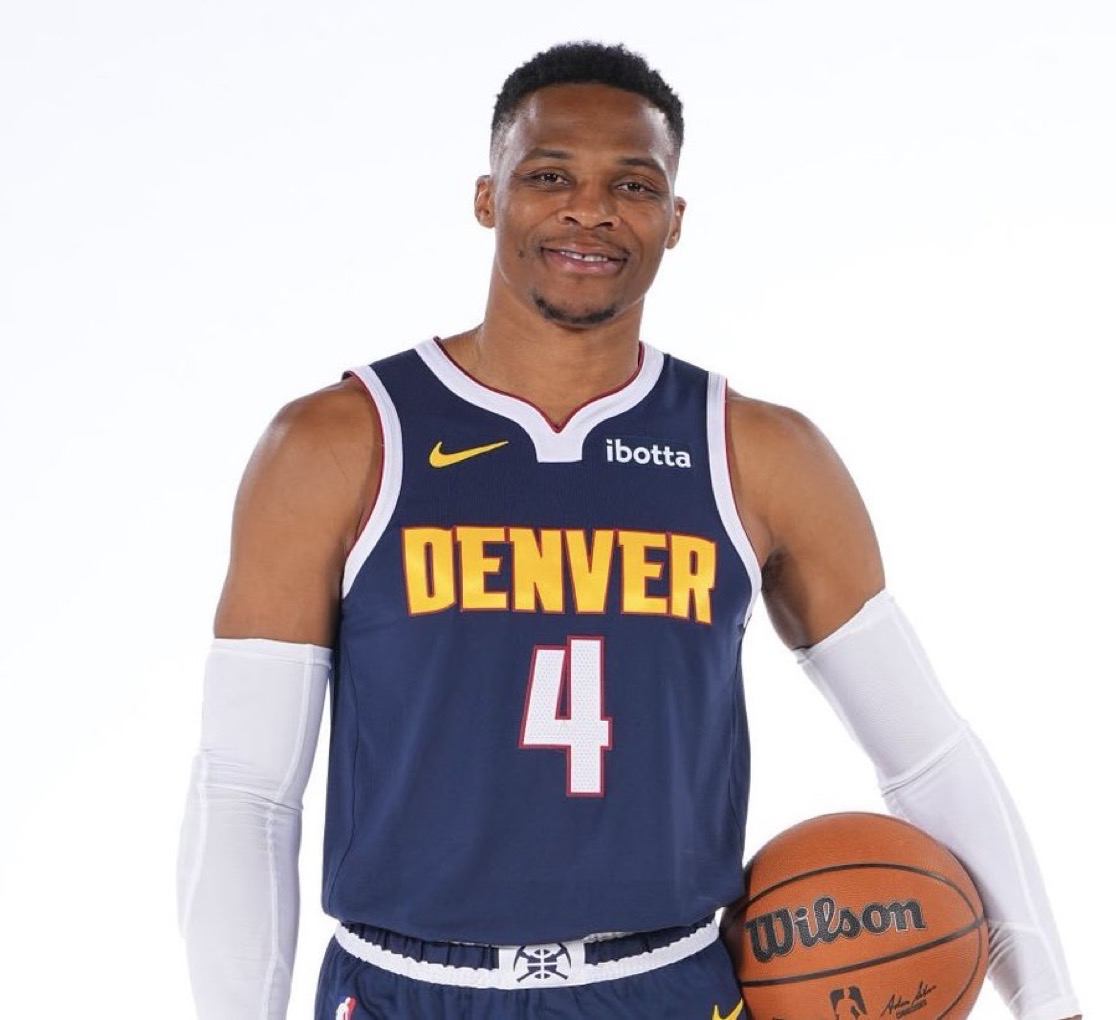 不仅需要B 不仅需要B